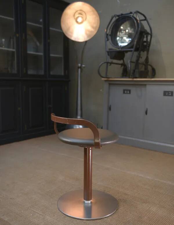 LA PALMA designer swivel stool in metal and leather – 1970s