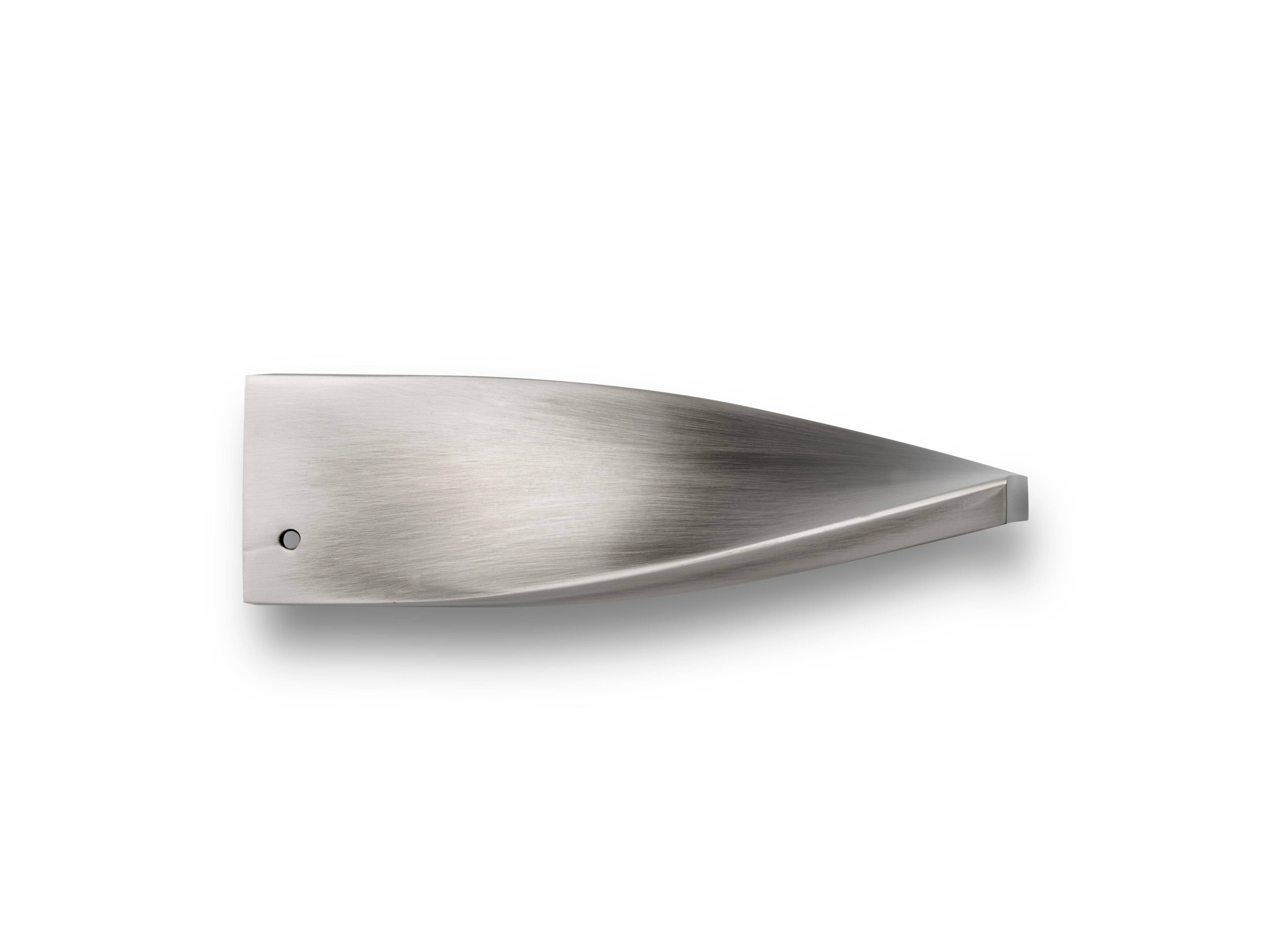Tabouret de bar sculptural organique contemporain en argent vieux et cuir noir