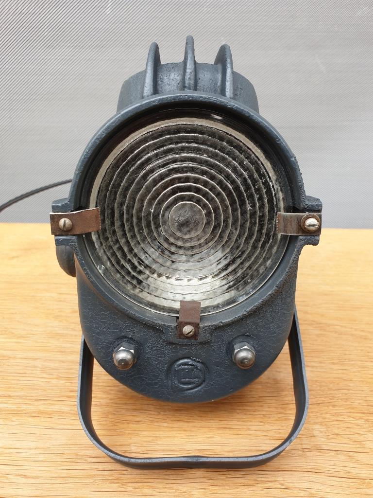 Lita vintage 1950 cinema-theatre projector lamp