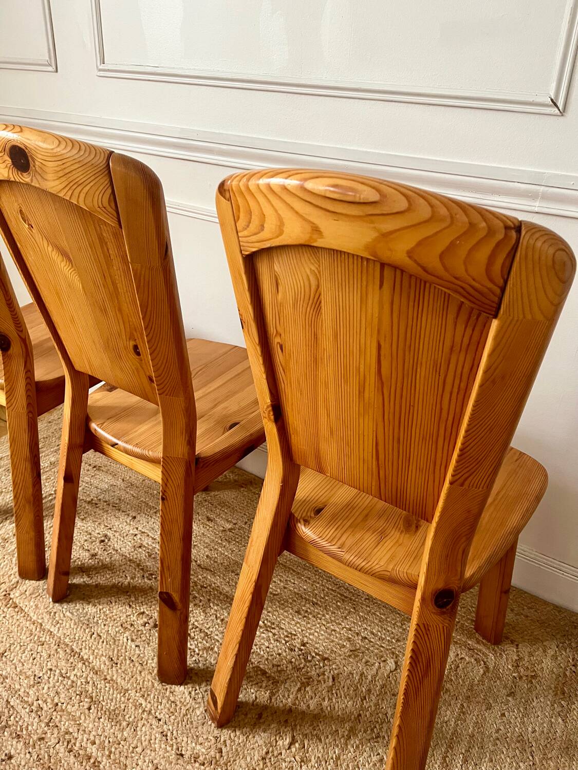 Set of 4 solid pine chairs in chalet style