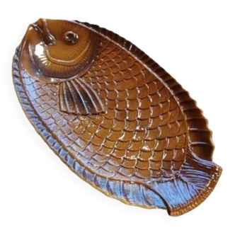 Large ceramic dish of Sarguemines fish