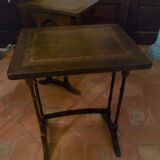 Nesting tables in wood and leather
