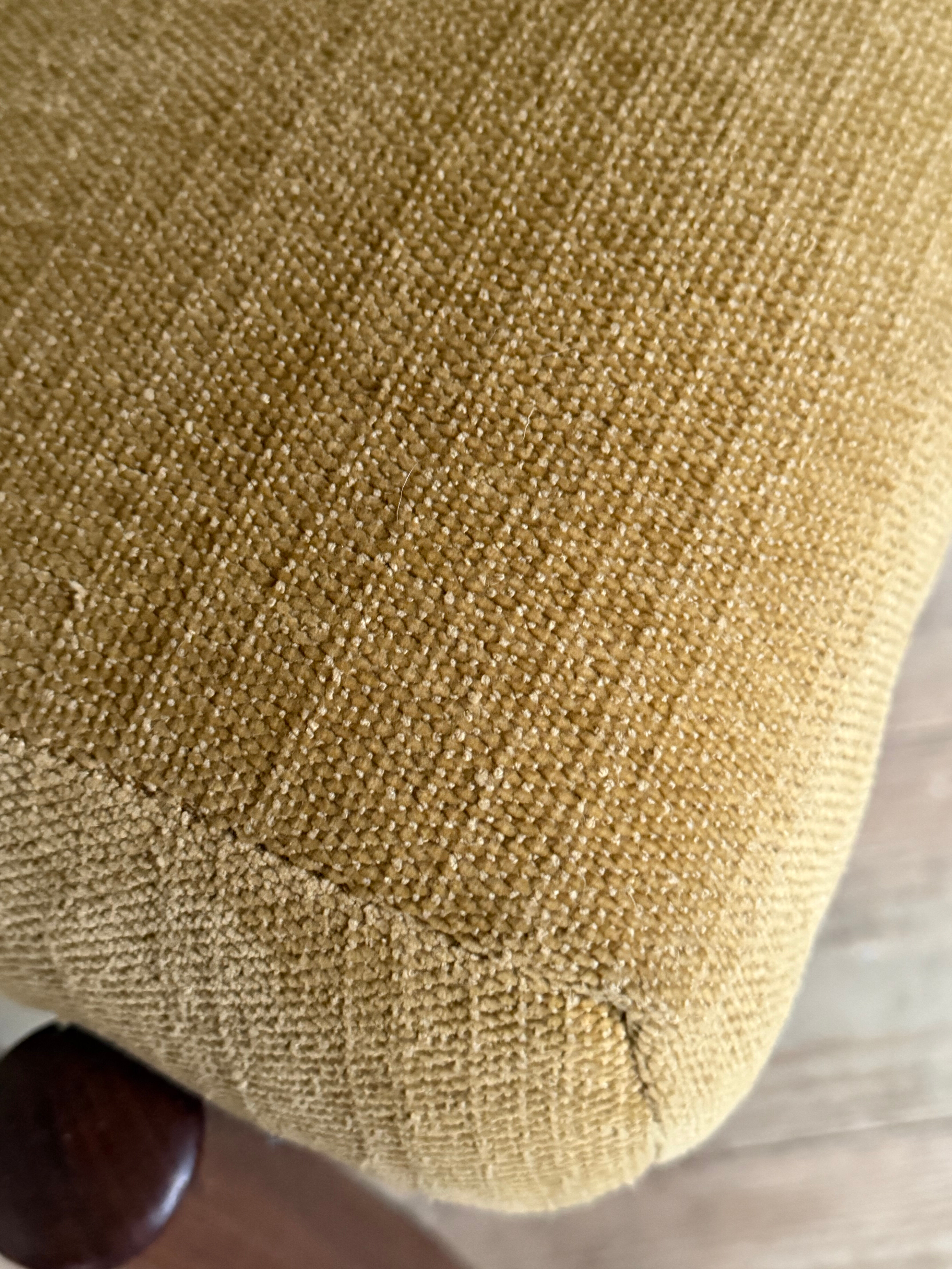Banquette scandinave vintage velours jaune