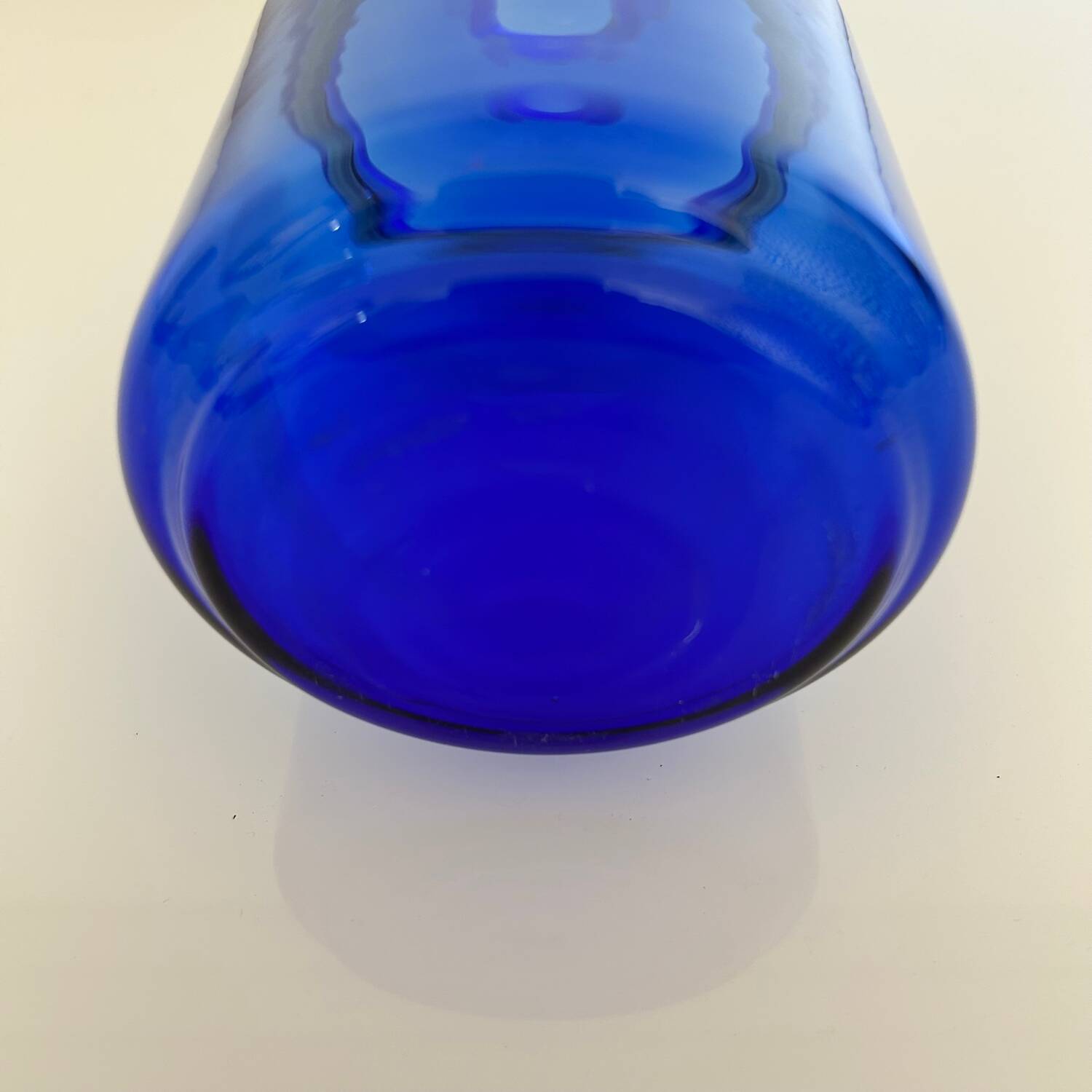 Sucrier en verre bleu
