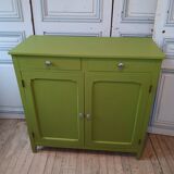 Green Parisian Buffet