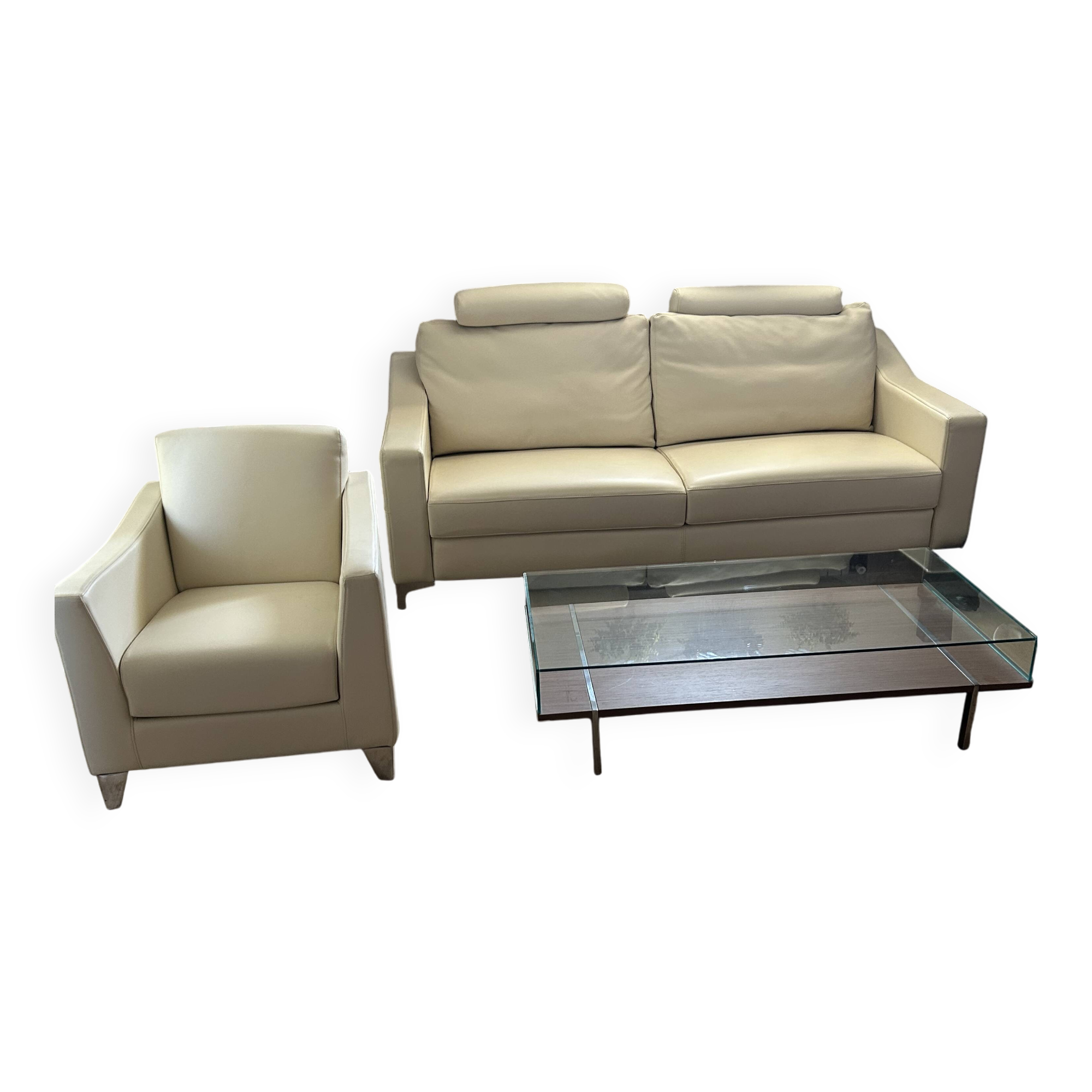 Living room set: 3-seater sofa, armchair and coffee table