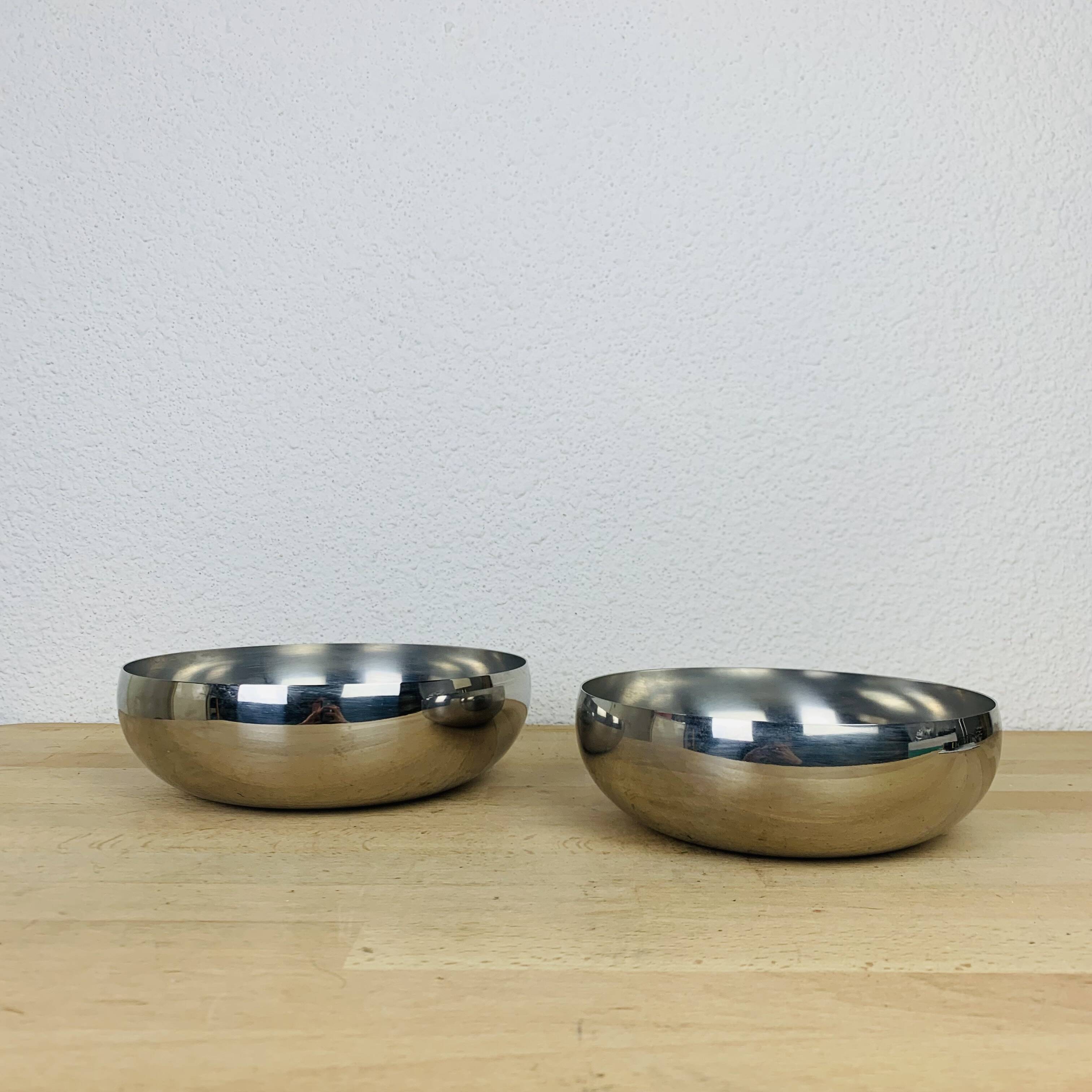 2 saladiers / coupes à fruits inox AMC