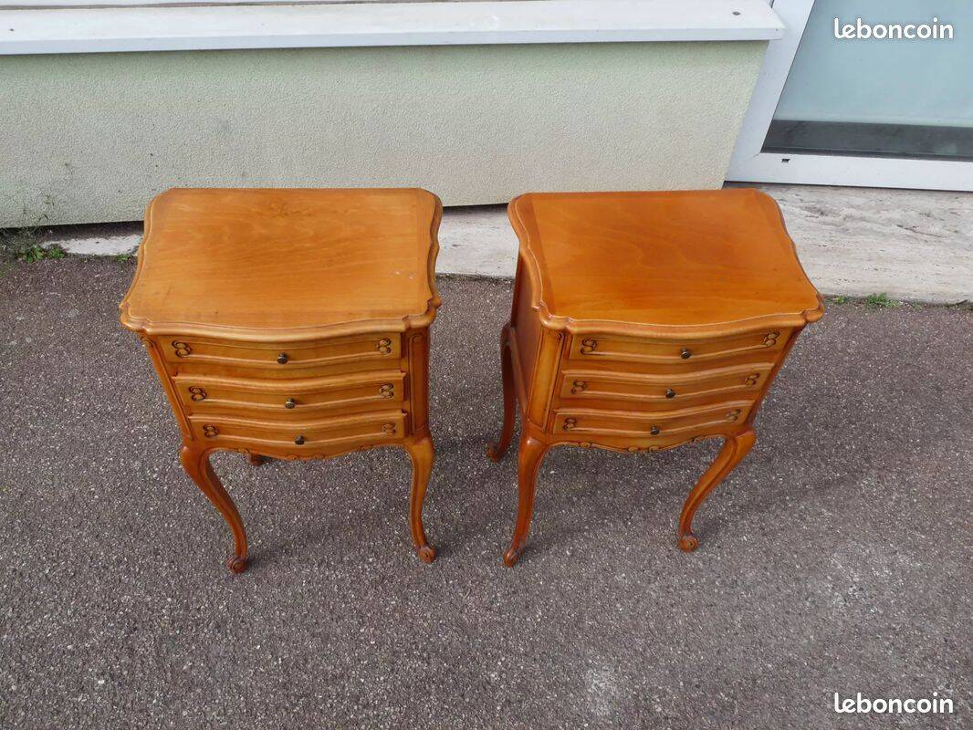Set of 2 Louis XV bedside tables - Cherry wood