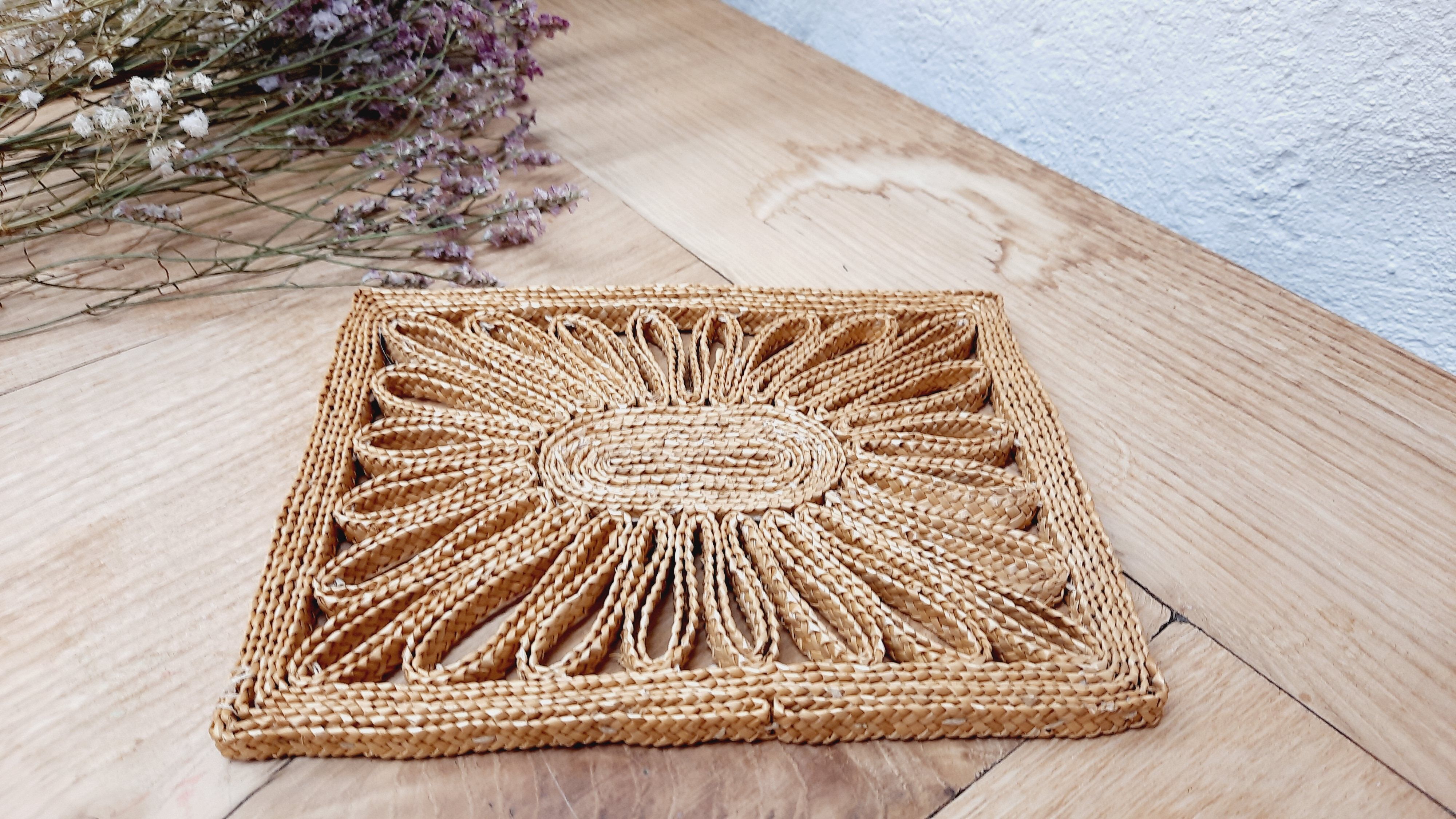 Braided tabe mat