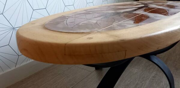 Table basse/de salon ovale signée RAYNAUD - années 60.