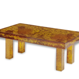 Coffee table in resin fractable