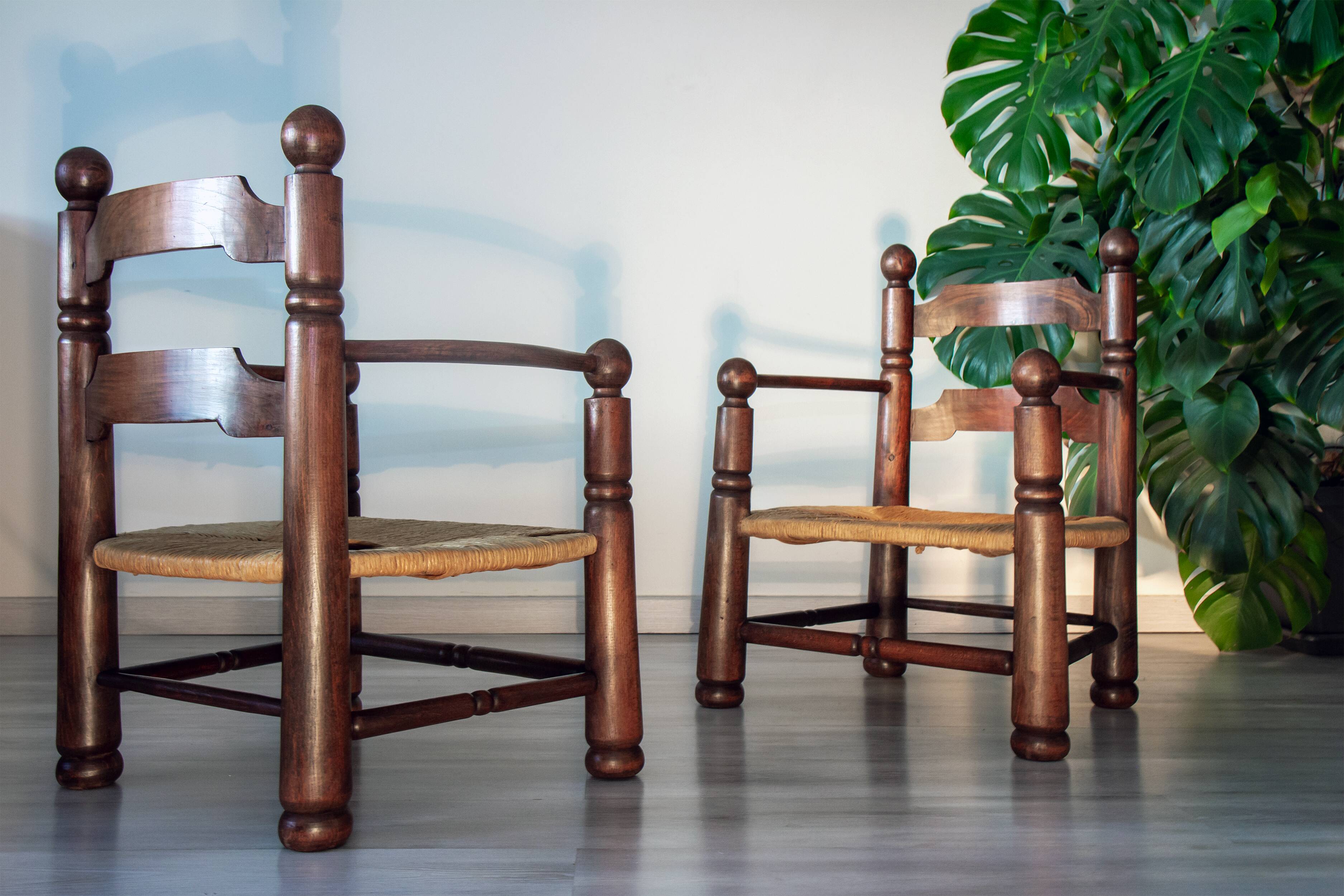 Oak and rush armchair, brutalist style, Charles Dudouyt, 1940s