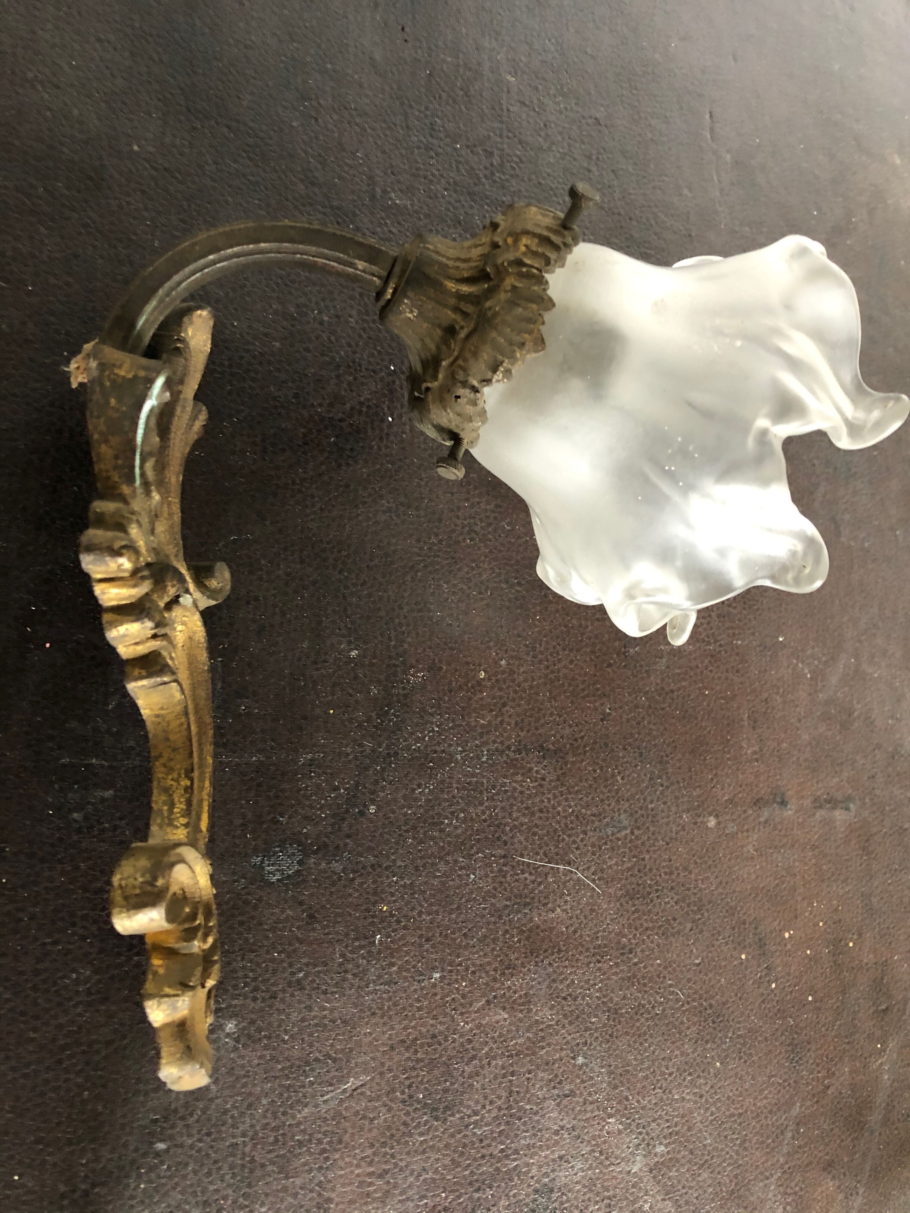 Antique art deco wall lamp