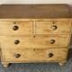 Commode anglaise en bois de pin