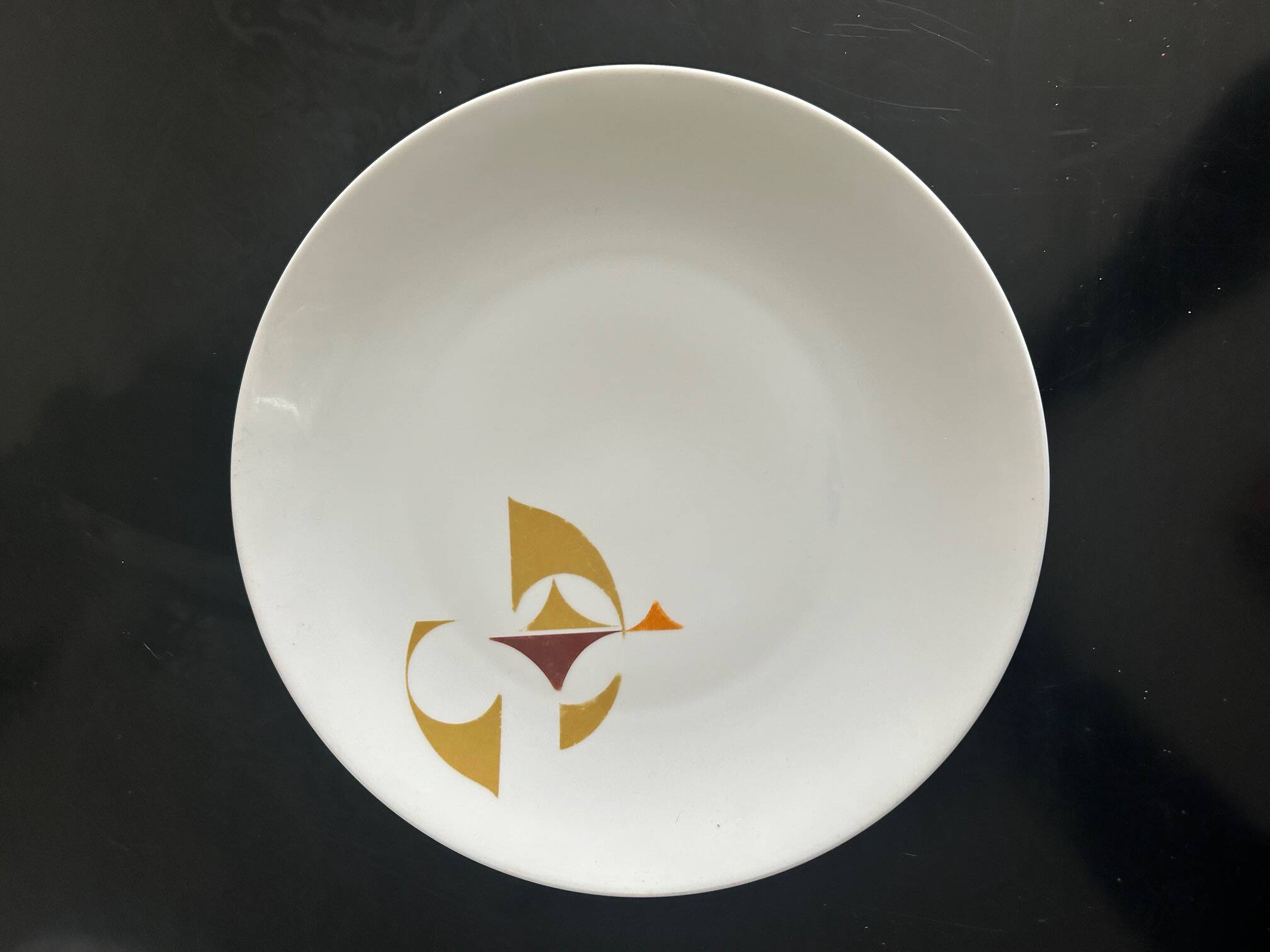 porcelain dishes 1970