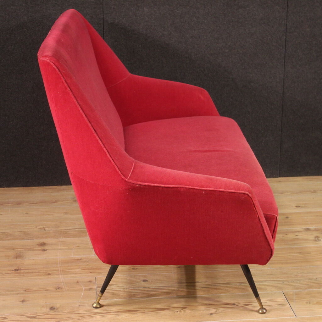 Italian sofa in red velvet from the 60s
