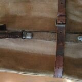 Travel suitcase