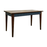 Ancienne table d’internat
