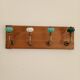 Porte-manteau mural STYLE vintage – patères métal et boutons turquoises