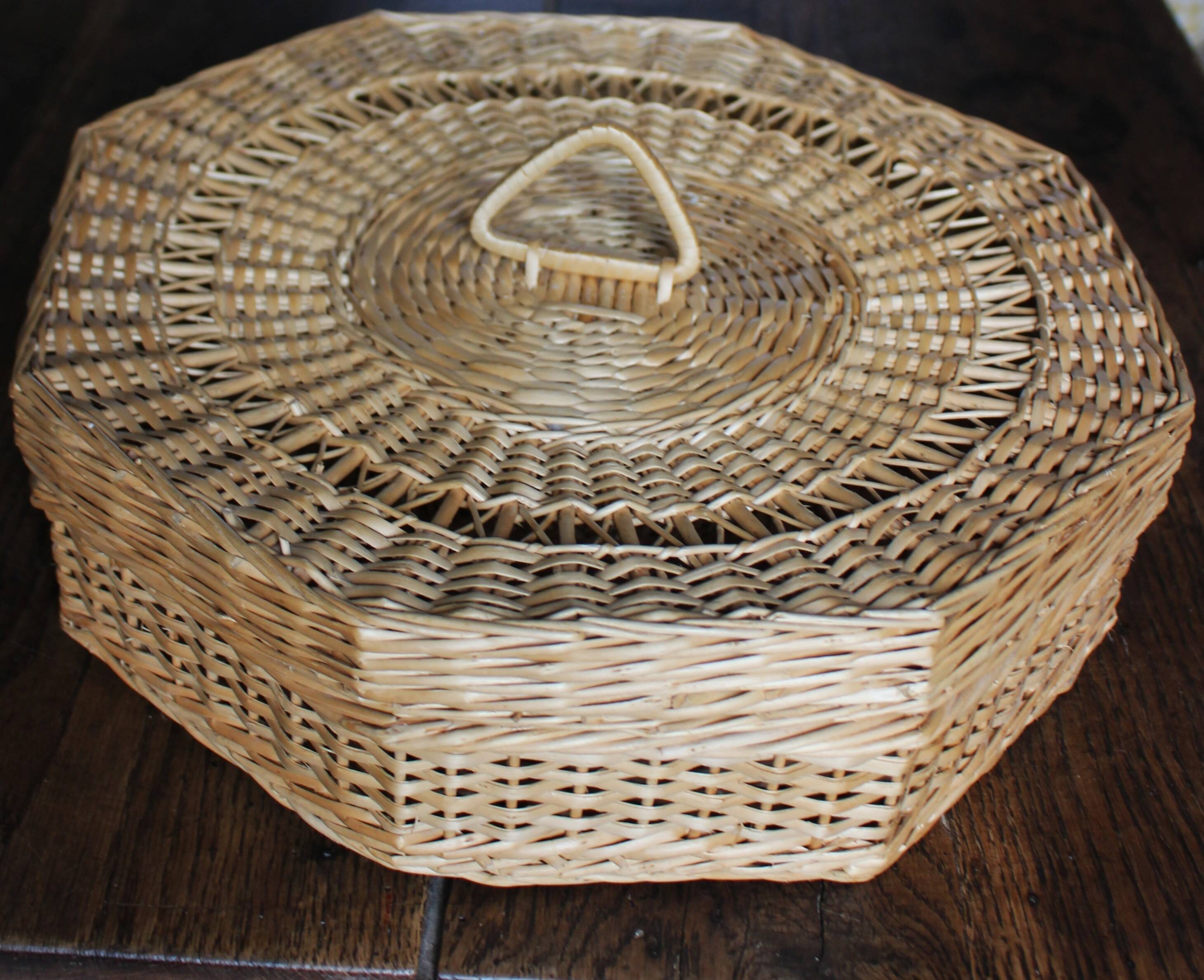 Vintage Octagonal Wicker Basket with Lid