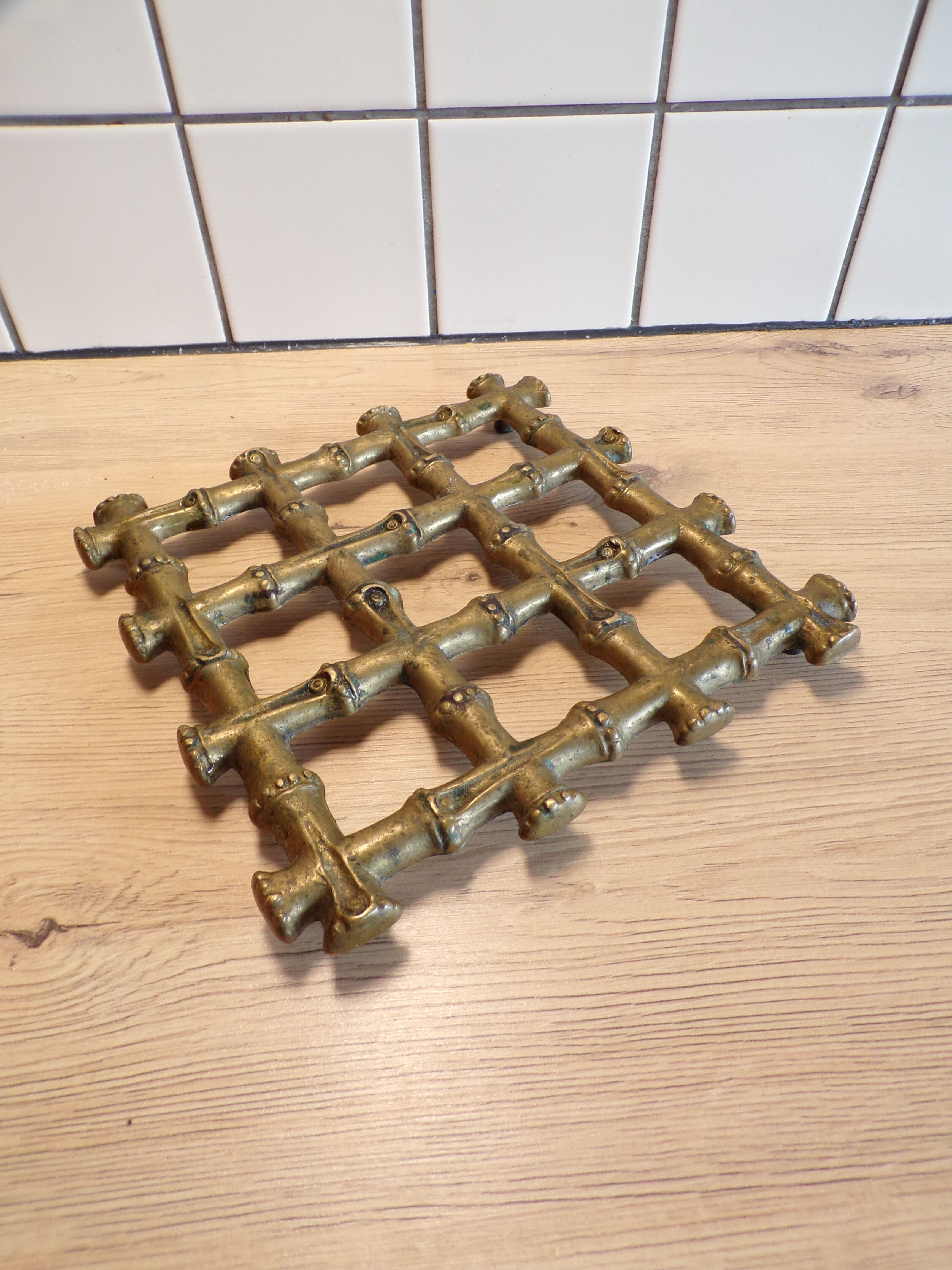 Brass bamboo imitation flat bottom
