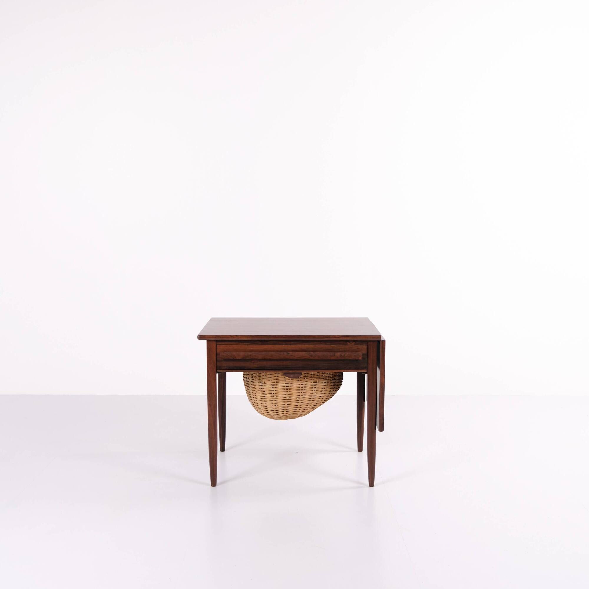 Foldable sewing table with drawer - Rosewood - Johannes Andersen - Silkeborg Furniture Factory - 1960s