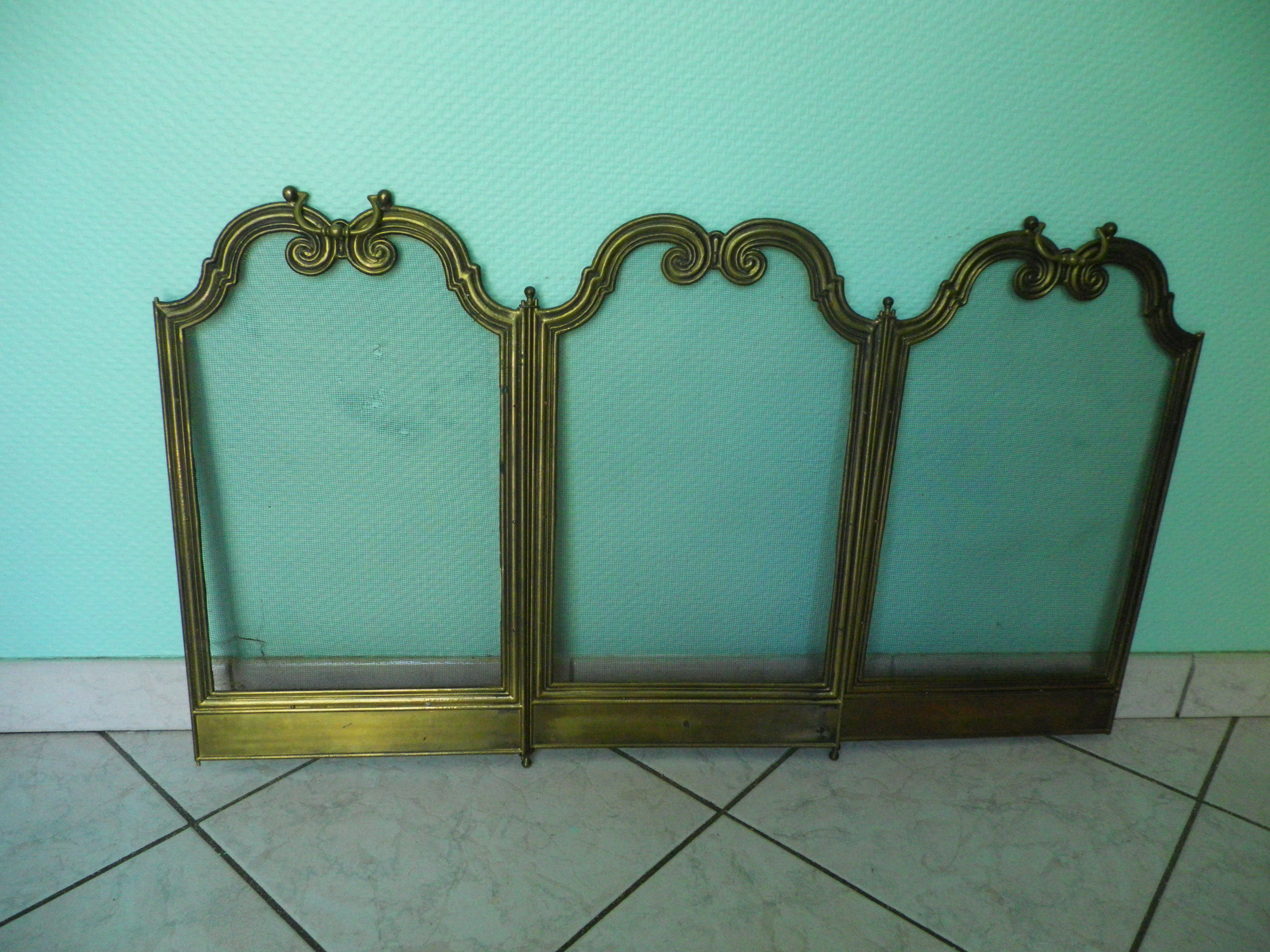Old solid brass chimney fire barrier, 3 shutters, 2 handles