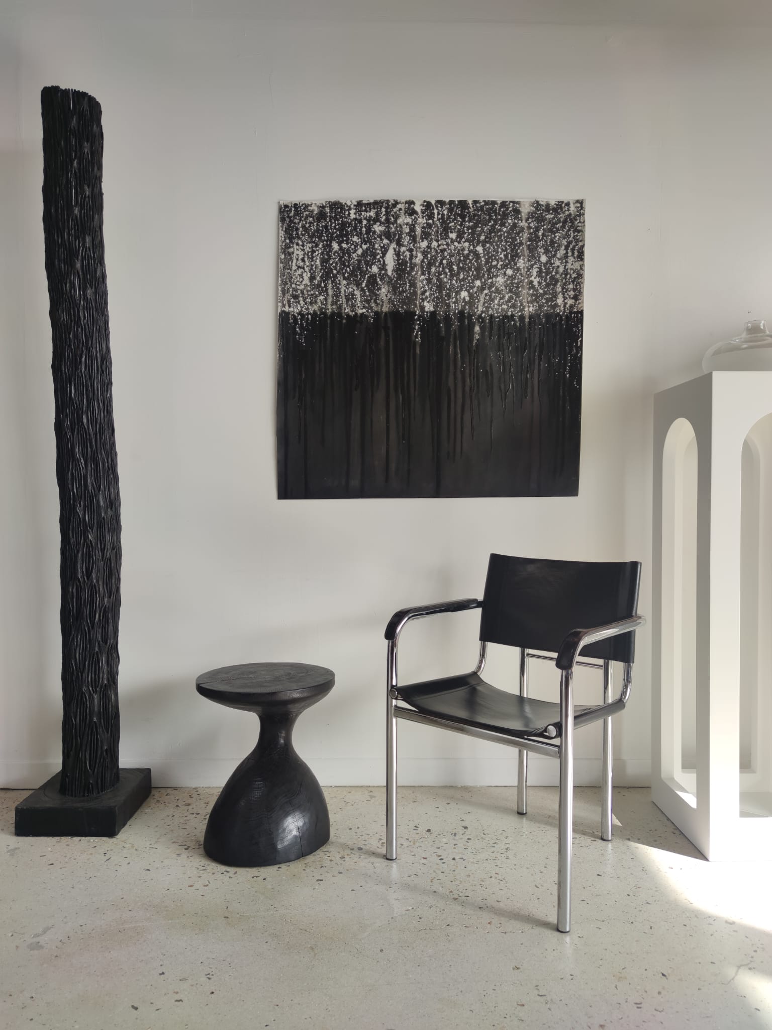 Sofa end in solid wood monoxyl organic shape black color