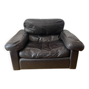 fauteuil en cuir brun