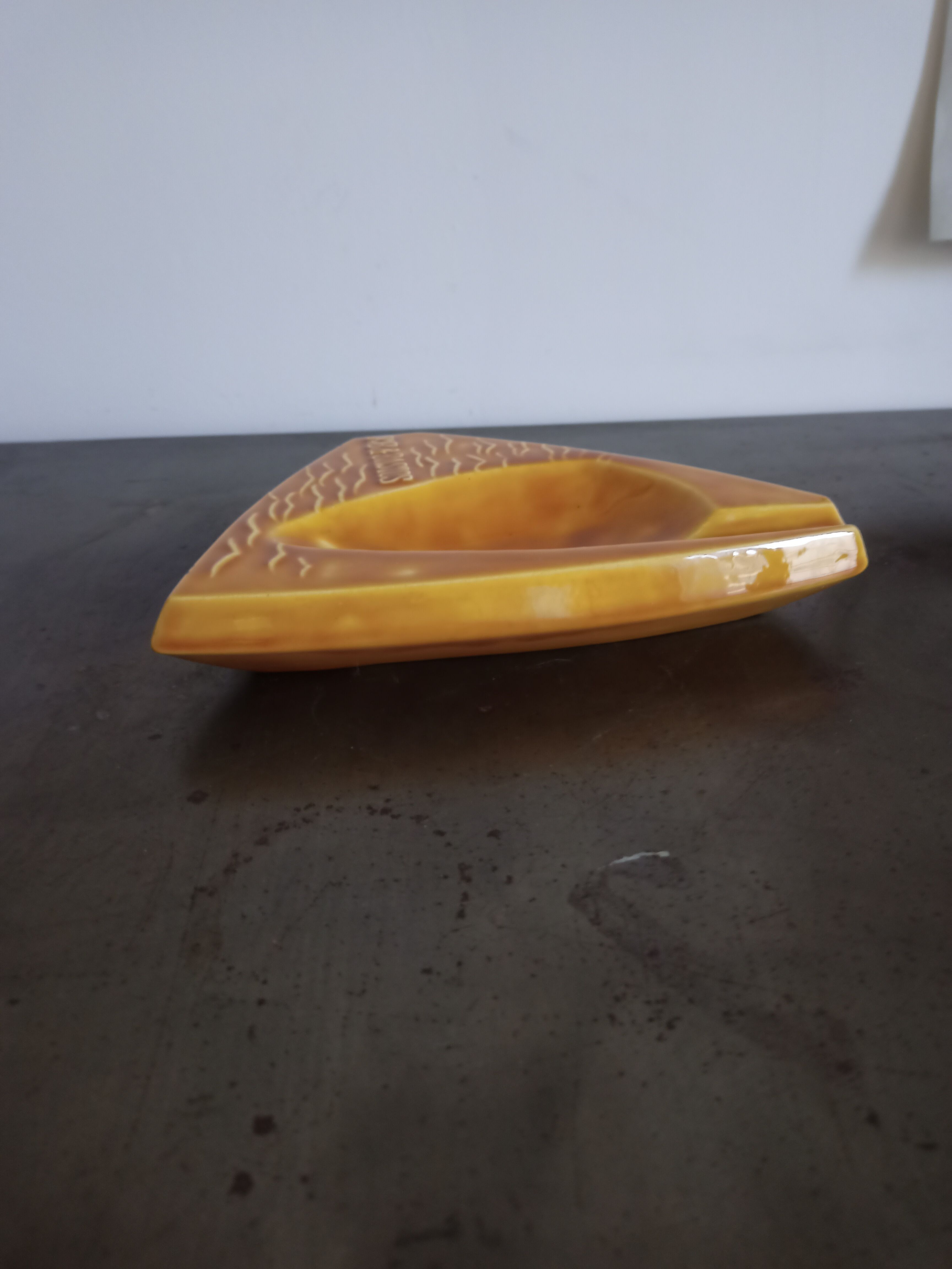 Job & Bastos Corsica ceramic counter ashtray