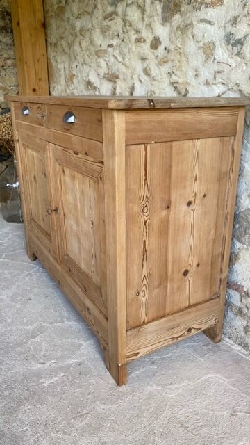 country buffet in raw wood