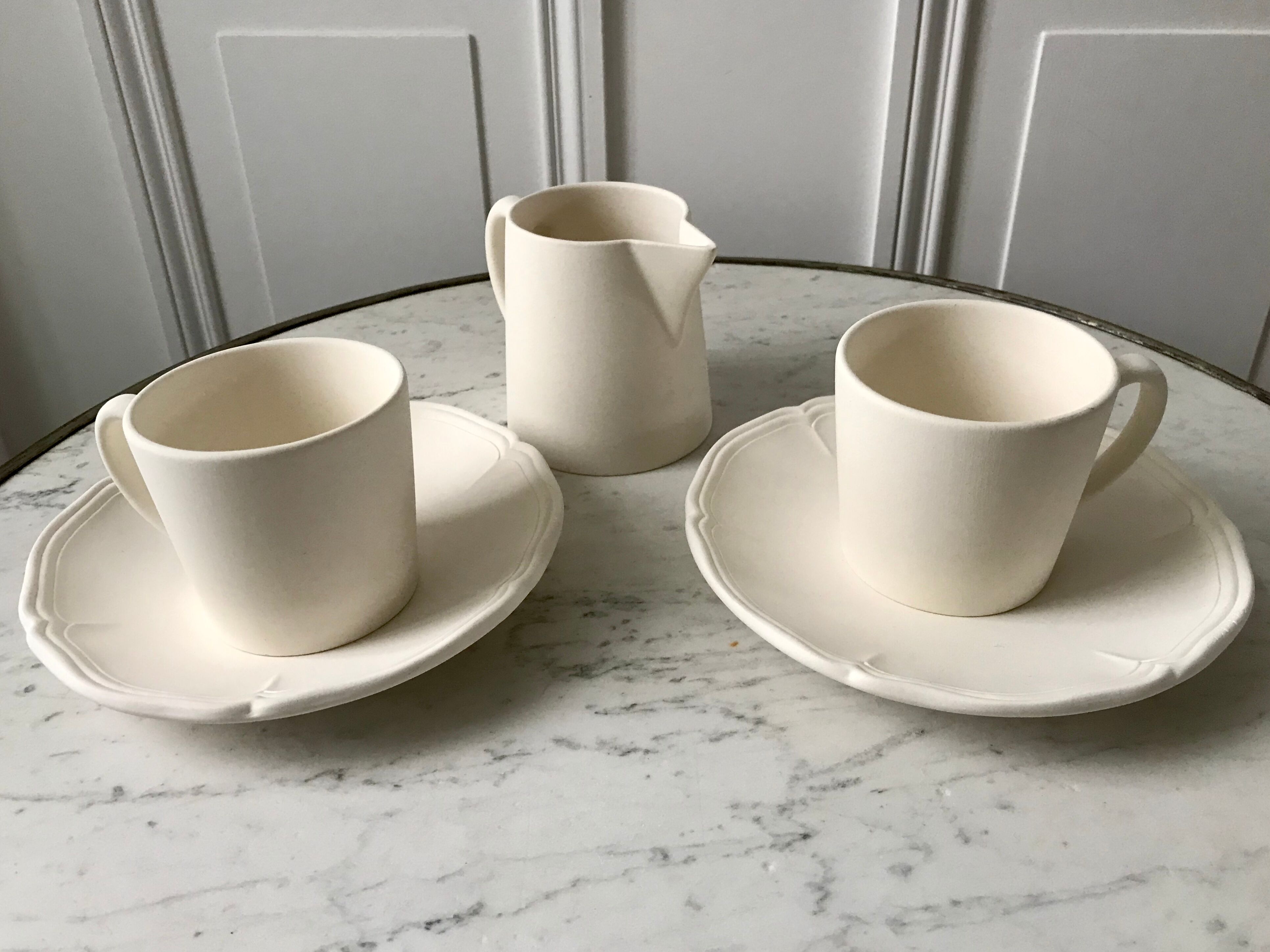 Duo of coffee cups and a Longchamp sugar bowl in 80s biscuit