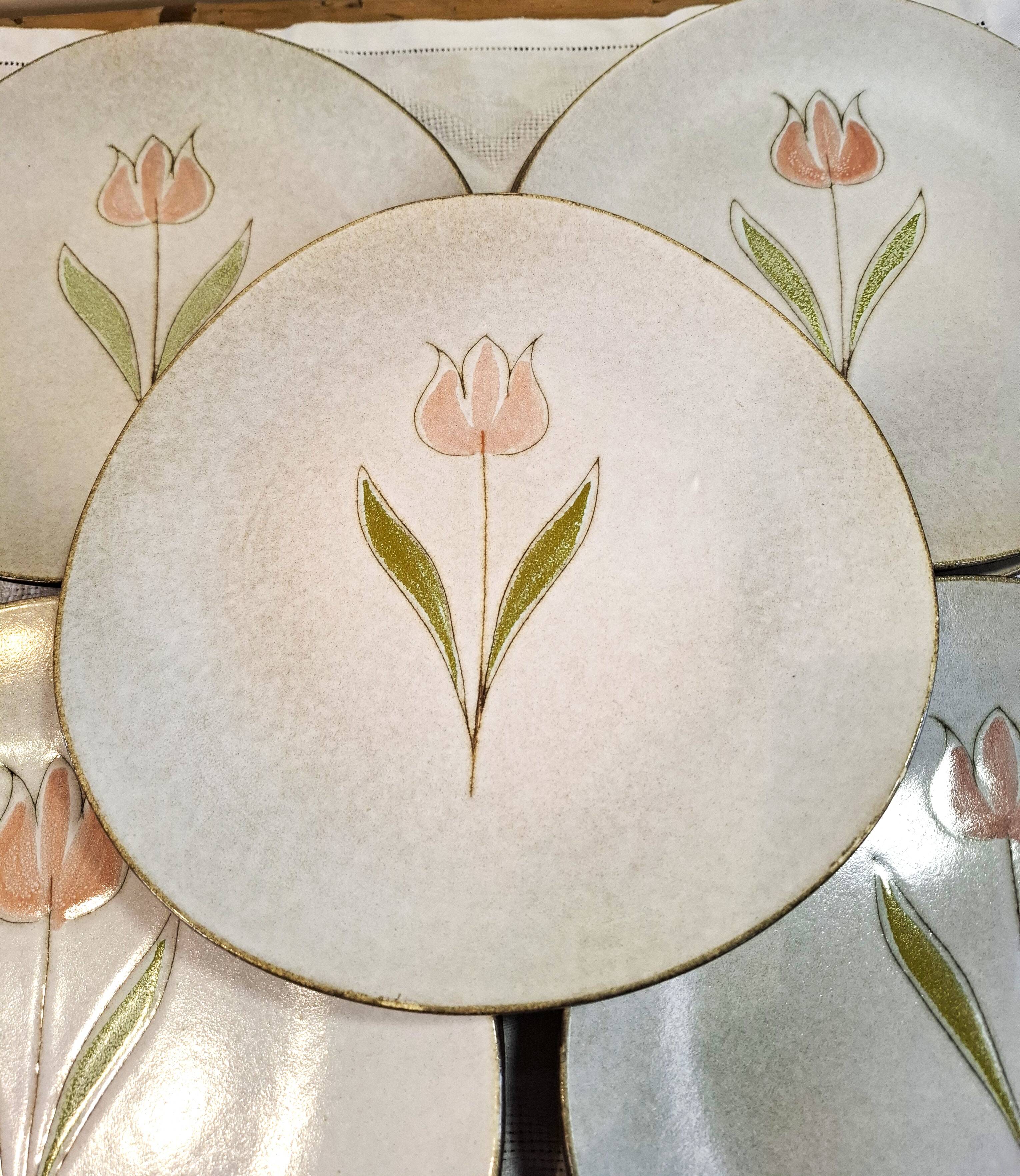 Niderviller Tulip stoneware plates and bowls
