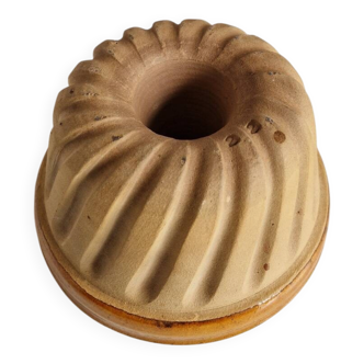 Old alsace kouglof cake mould decorative kitchen. diameter 21.5 cm. height