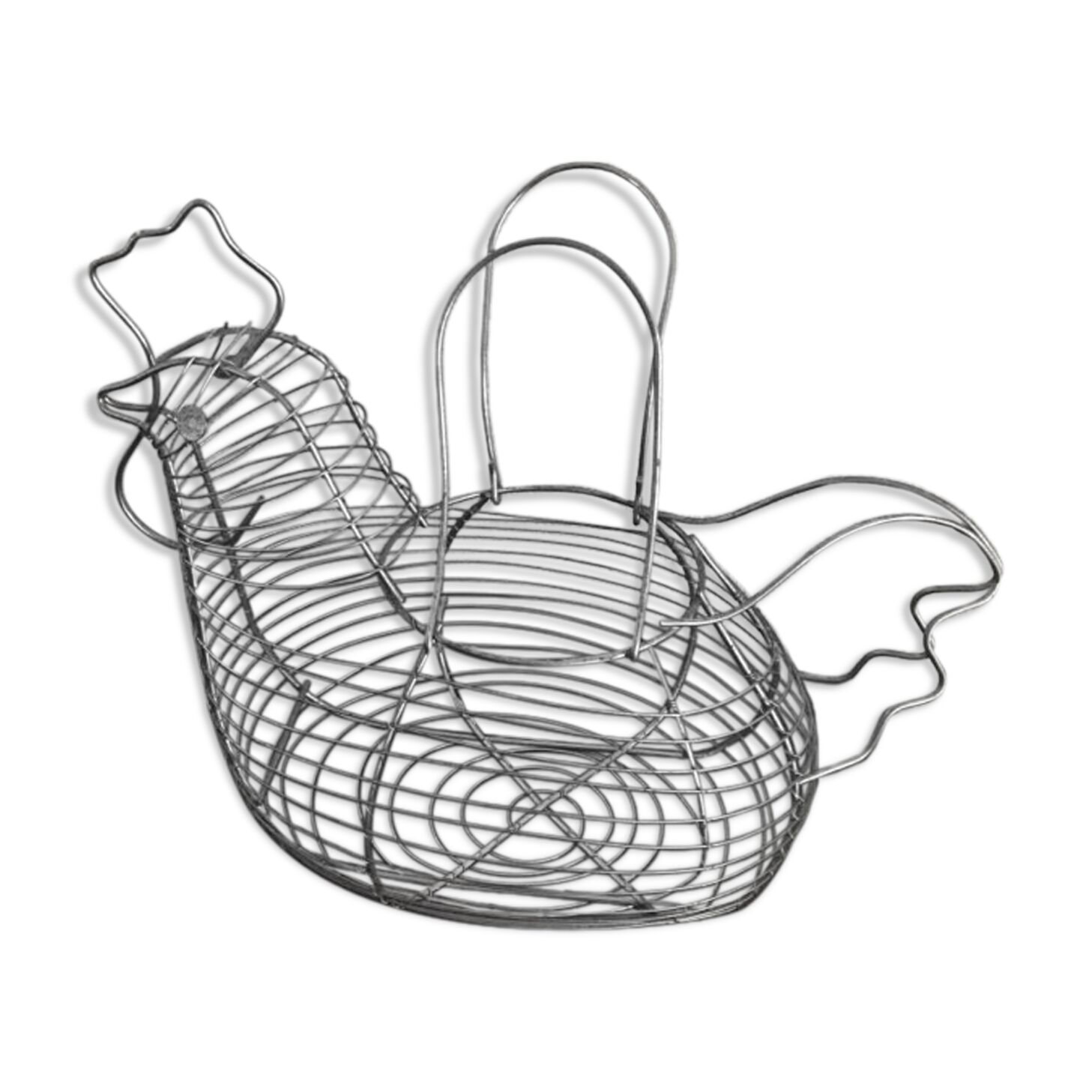 Hen-shaped egg basket