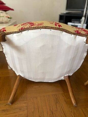 Paire de fauteuils cannés style Louis XV en bois sculpté