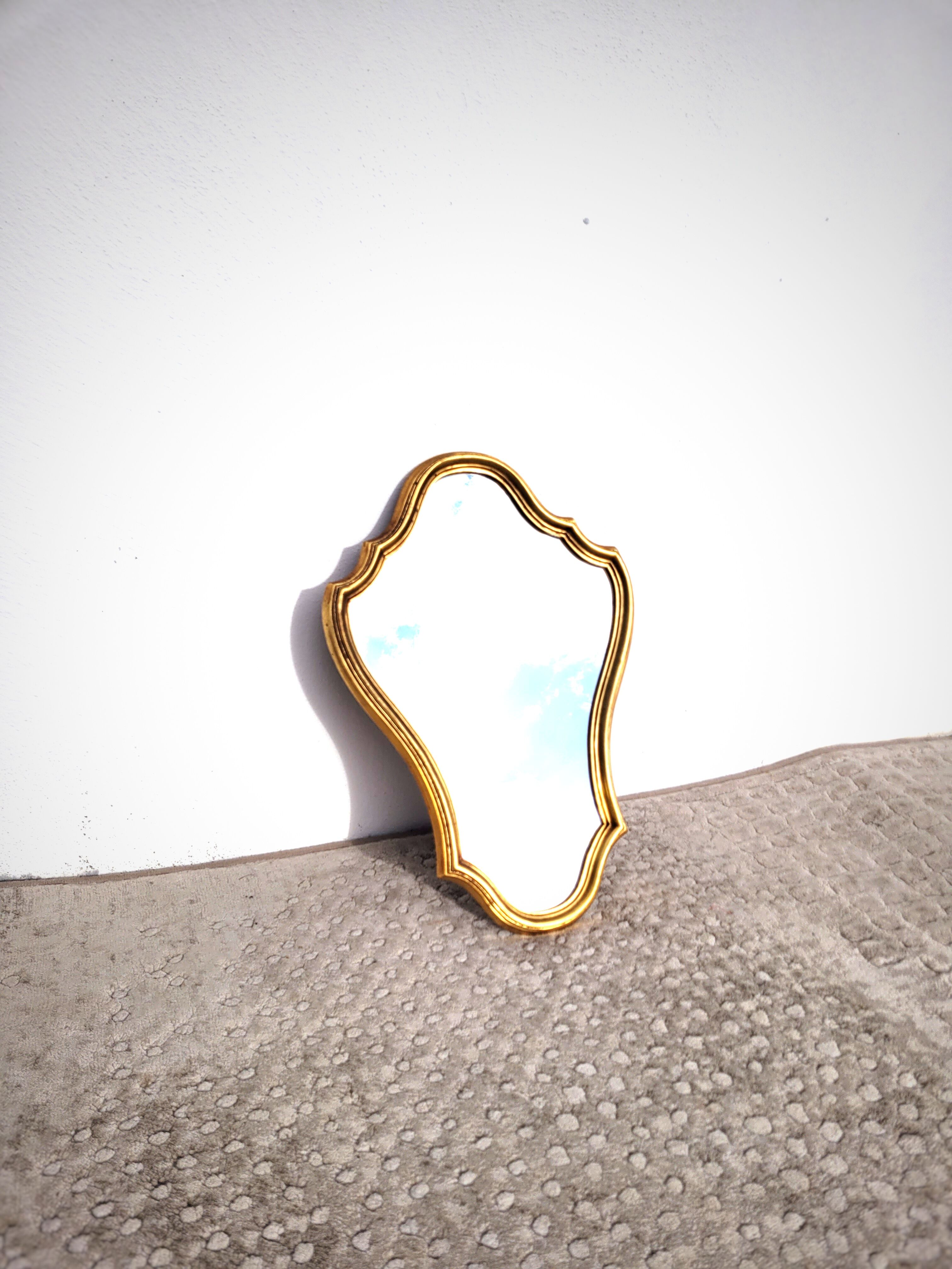Golden mirror 45x30cm