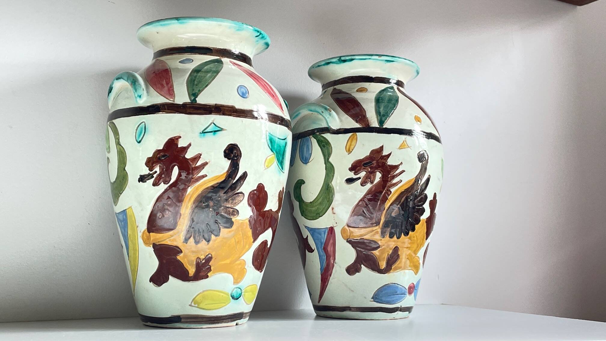 Vases vintage italy motif dragon