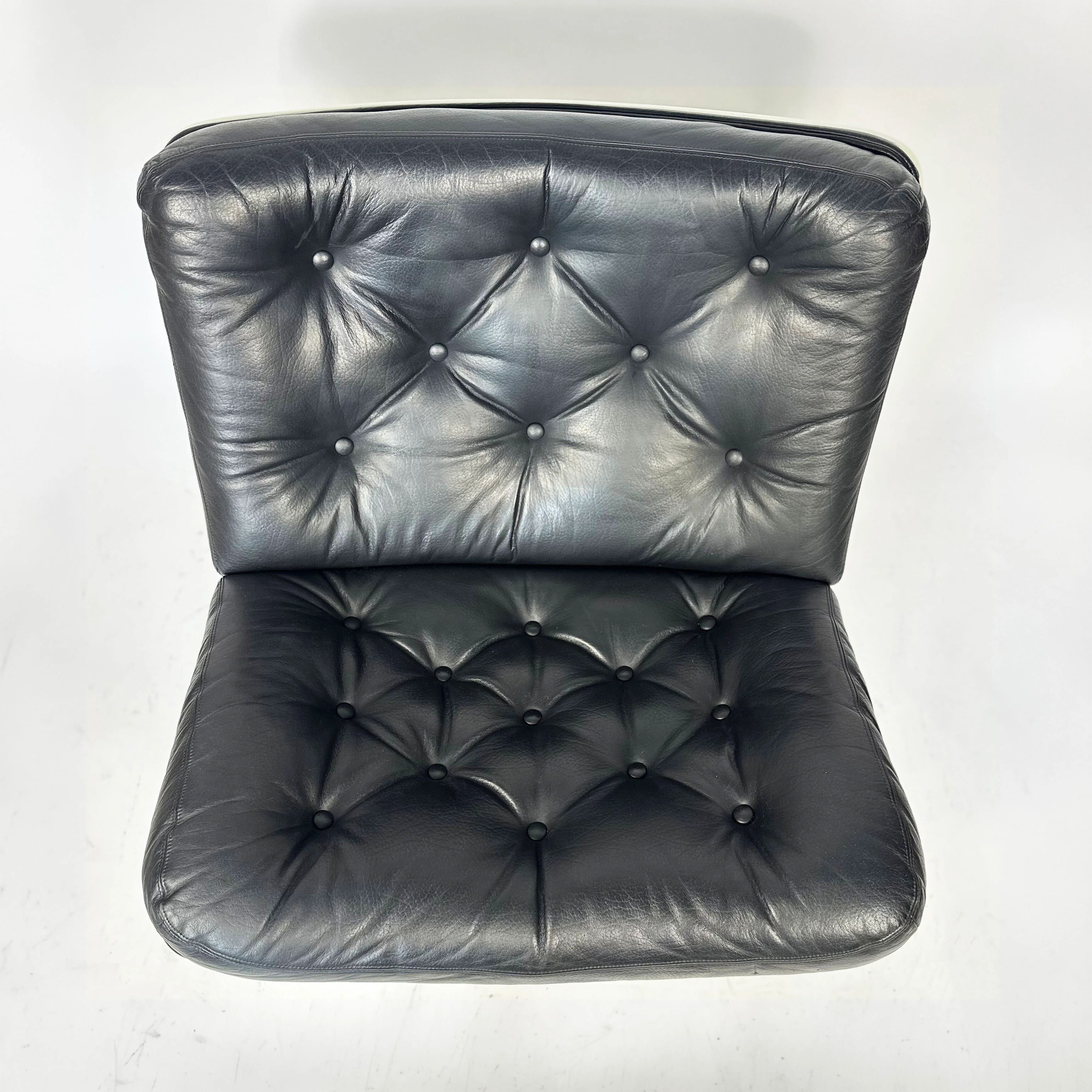 Fauteuil Pivotant Artifort F976 par Geoffrey Harcourt - Fin des années 1960 - 1970