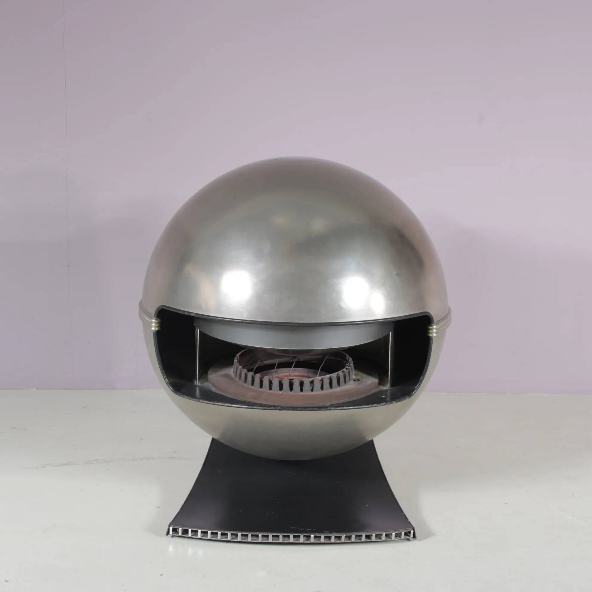 1970s Model "2000" gas heater by Richard Wolthekker for Faber, Netherlands