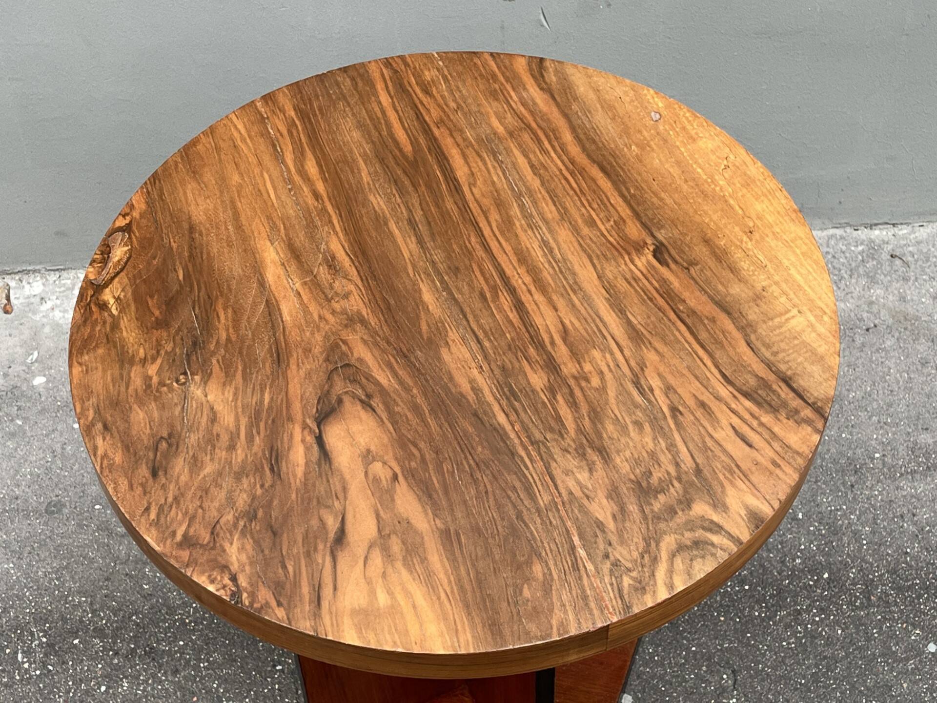 Modernist art deco pedestal table