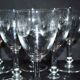 Lot de 6 verres à pied anciens en cristal gravé à l'acide - décor guirlande de fleurs noeuds 1900