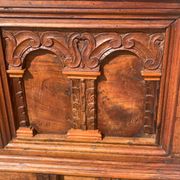 Magnificent walnut chest from the 17th century.