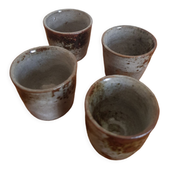 Set of 4 ceramic shells