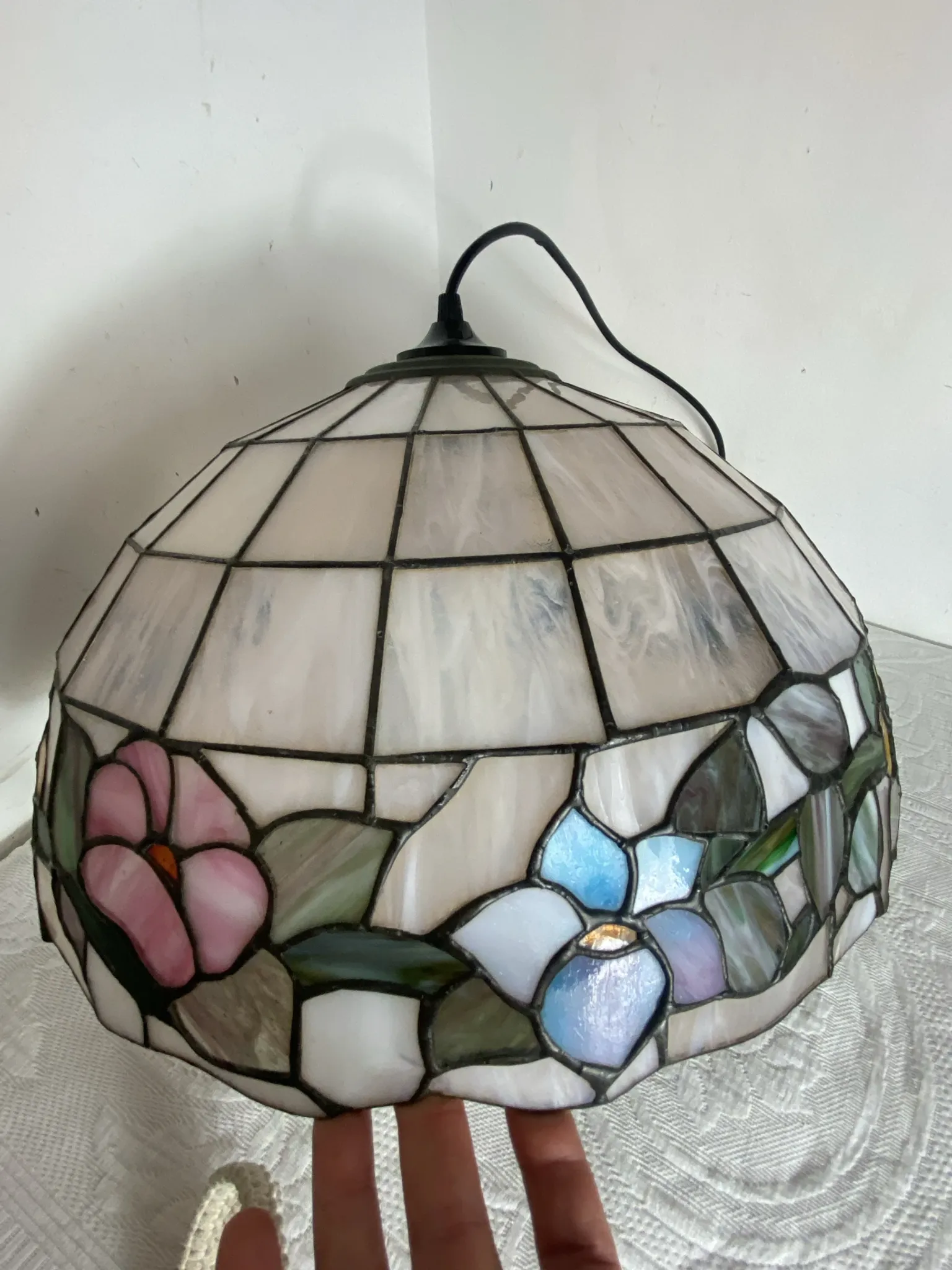 Stained glass pendant