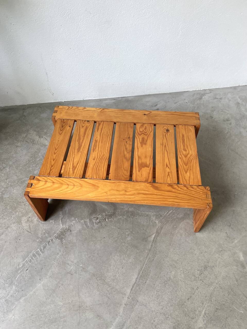 70s pine table regain