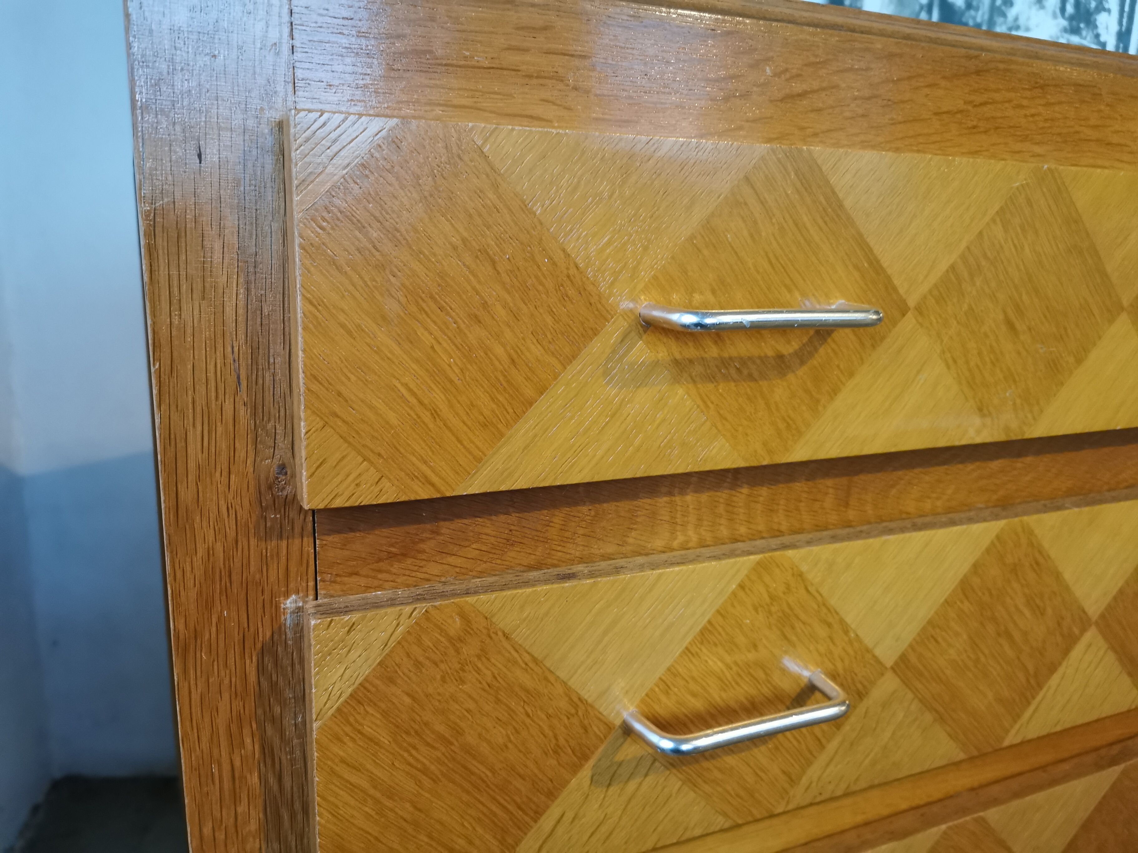 Vintage chest of drawers, compass legs, light wood