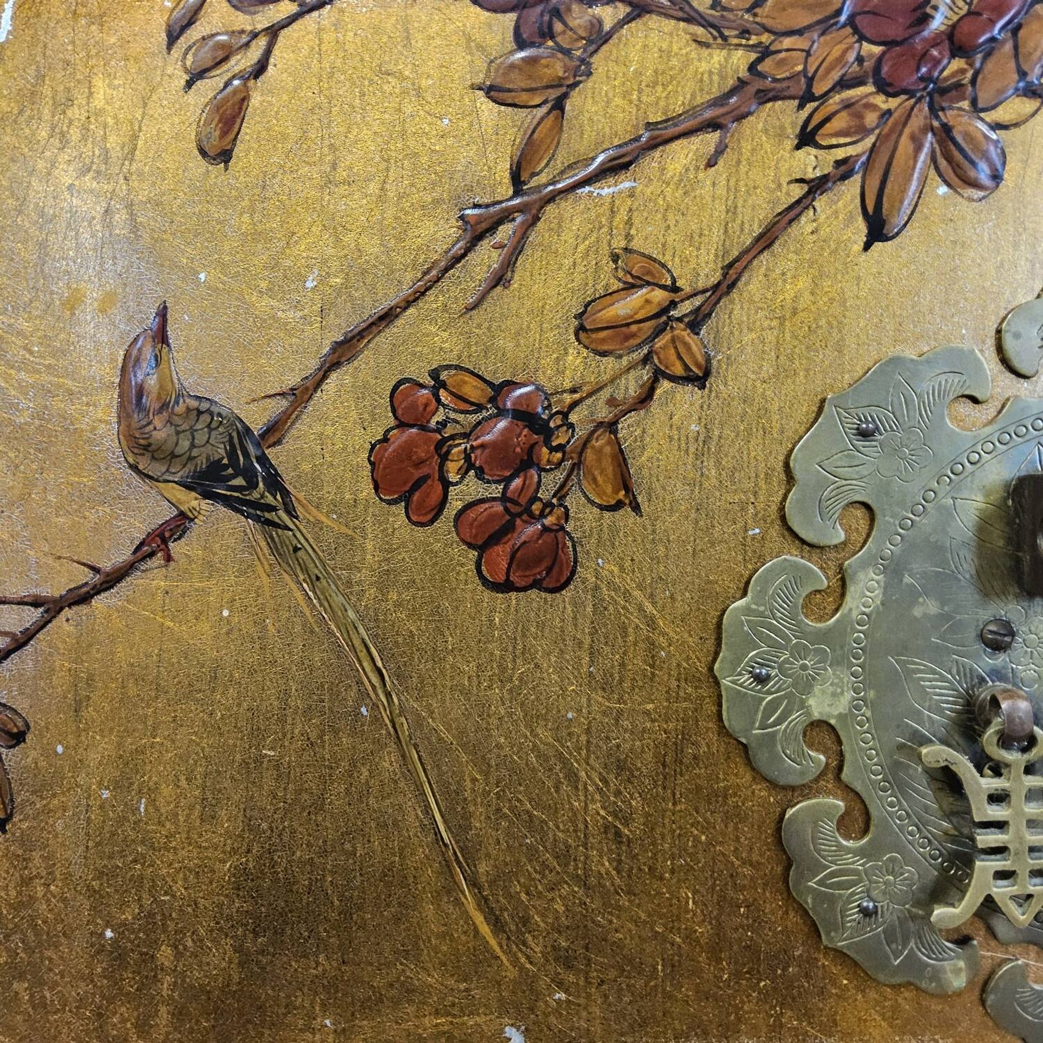 Vintage Chinese cabinet with gold leaf, flowers and birds / oriental