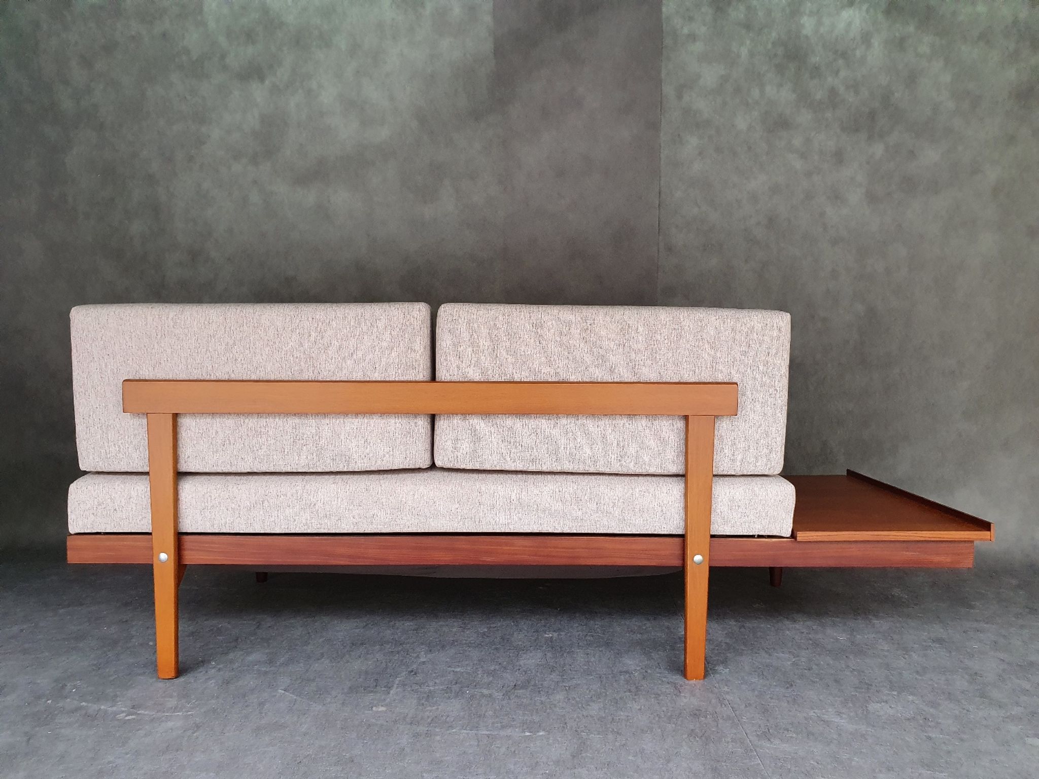 Daybed Teak and beige fabric by Ingmar Relling, Vintage Scandinavian 1960s
