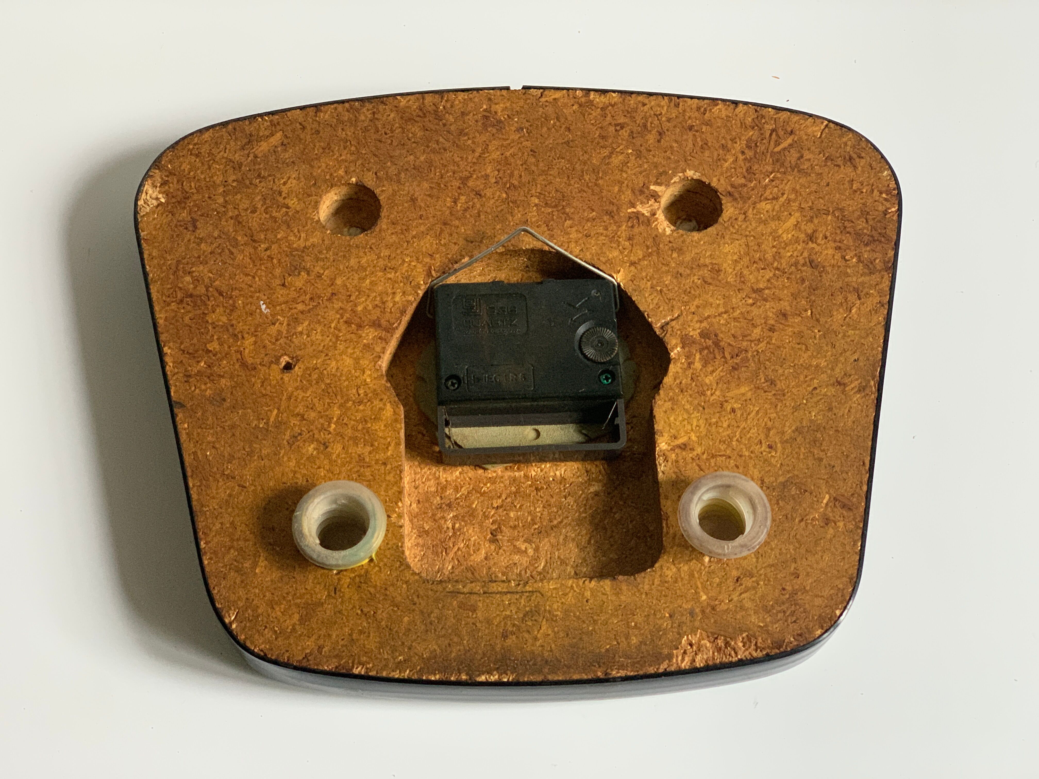 Horologe Formica pendulum